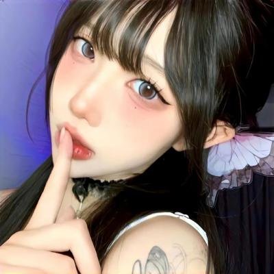 橘衫男子